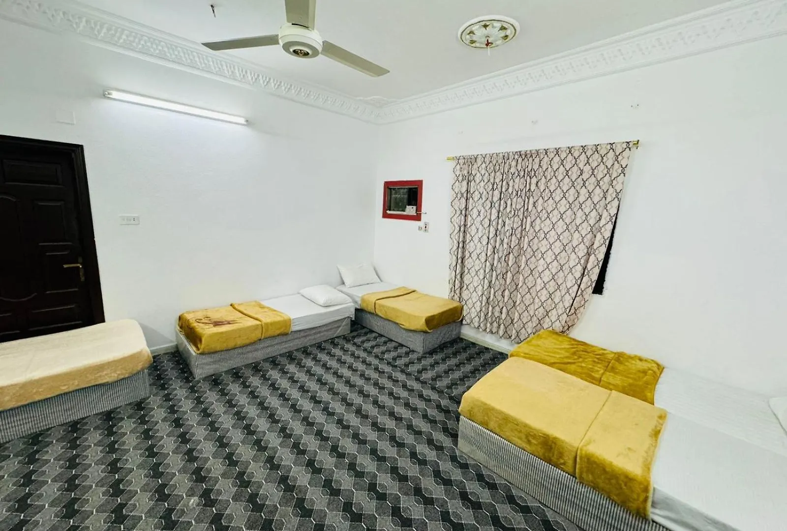 Al Amin Golden Palace Hotel Medina 0*,  Saudi Arabia